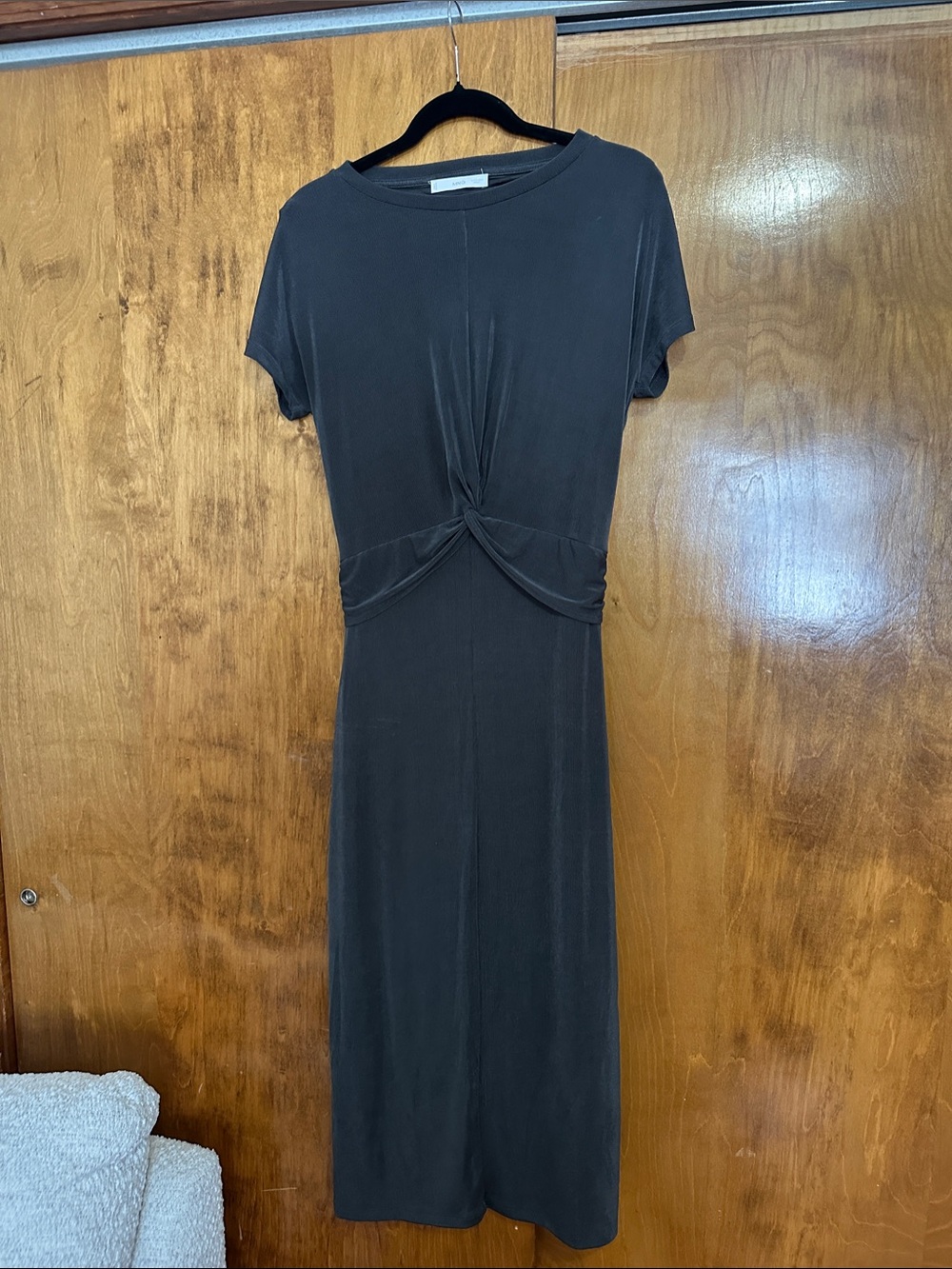 MANGO Short Sleeve Twist Front Midi Dress in Charcoal
